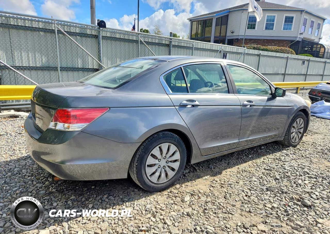 2009 Honda Accord Lx VIN:JHMCP26399C013085 - 3