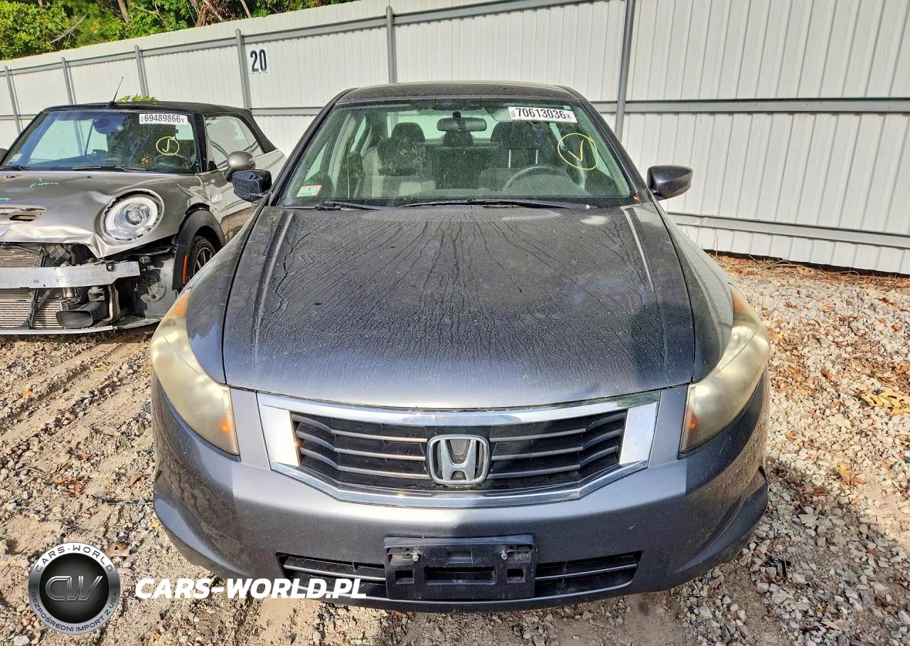 2009 Honda Accord Lx VIN:JHMCP26399C013085 - 5