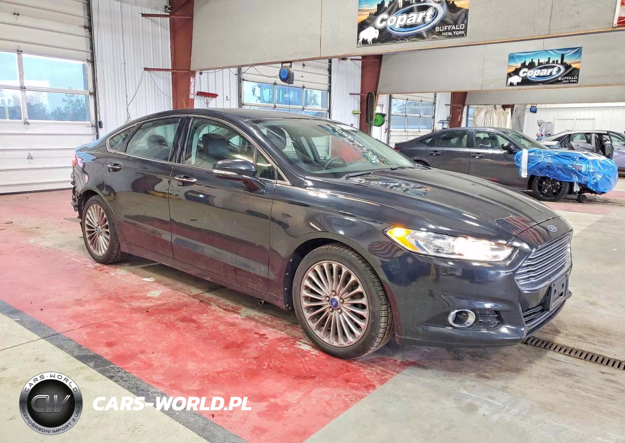 2013 Ford Fusion Titanium VIN:3FA6P0K93DR168275 - 4