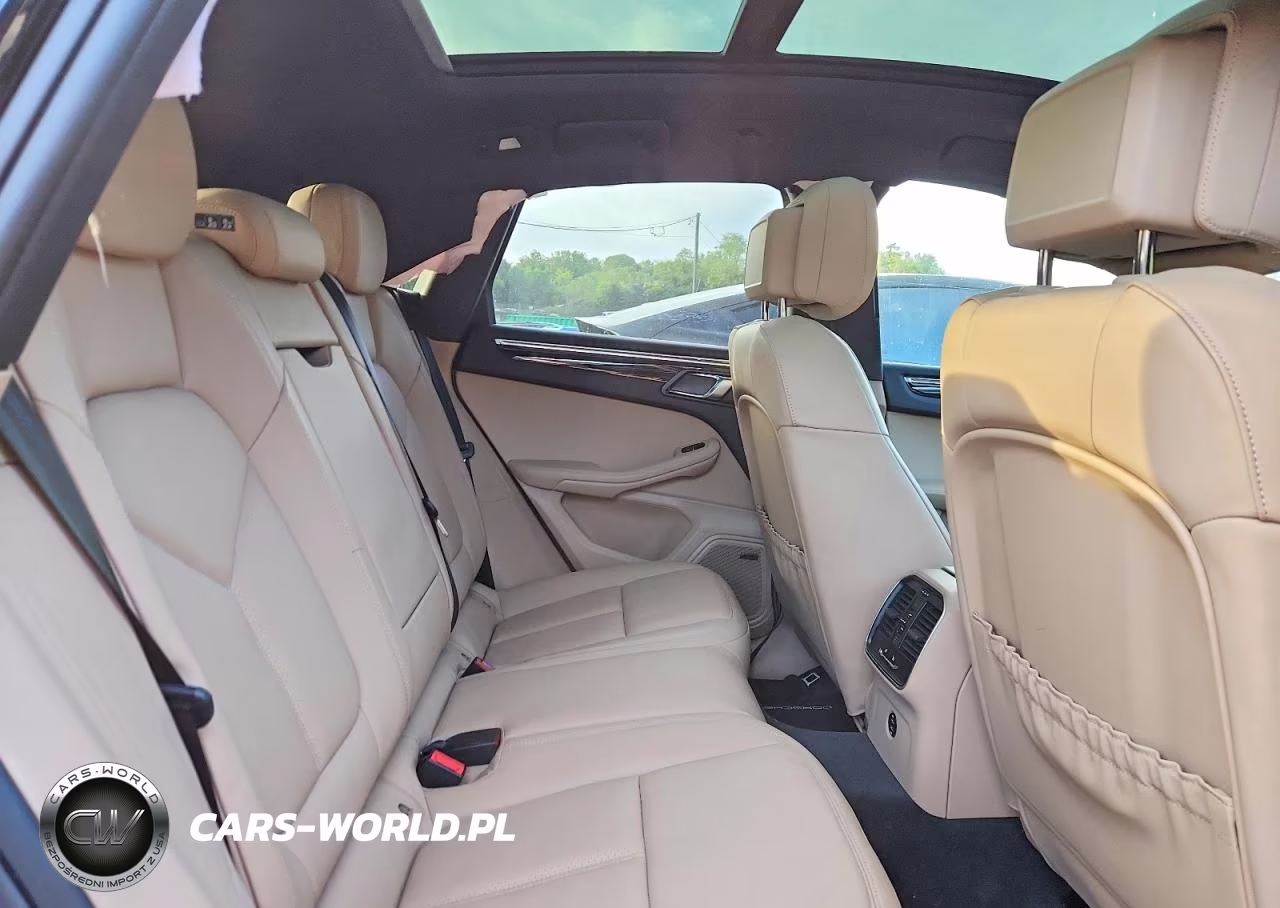 2025 Porsche Macan S VIN:WP1AG2A55SLB42205 - 11