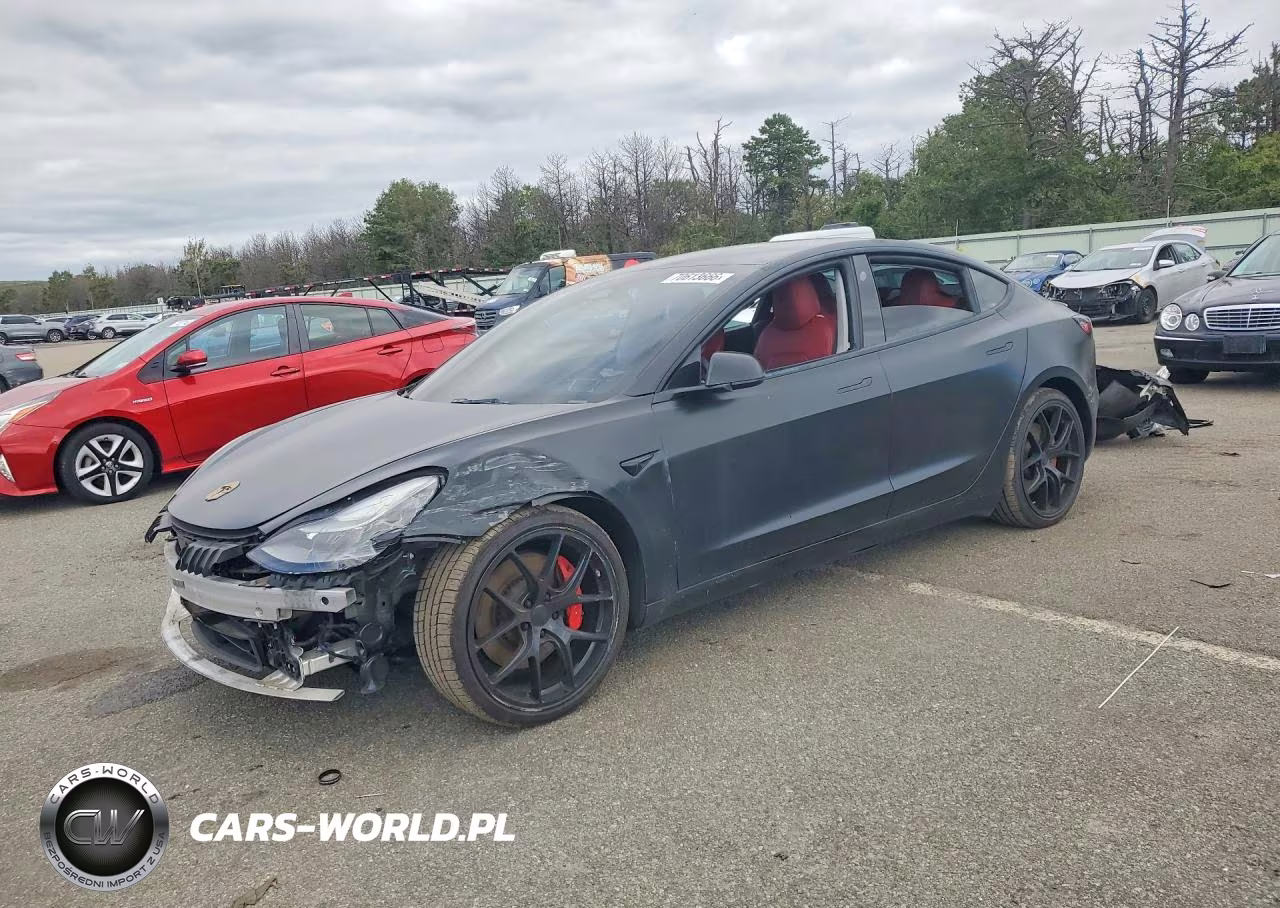2022 Tesla Model 3 – zdjęcie 1 z 13