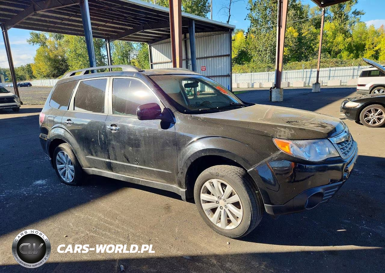 2011 Subaru Forester 2.5X Premium VIN:JF2SHADC9BH733262 - 4