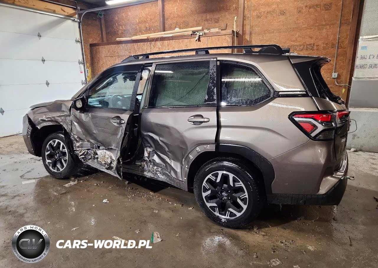 2025 Subaru Forester Premium VIN:JF2SLDDC8SH530296 - 2