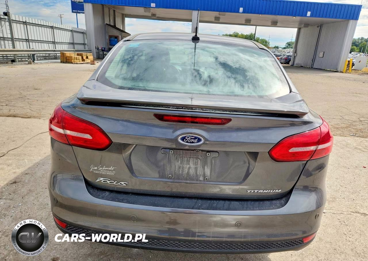 2018 Ford Focus Titanium VIN:1FADP3J29JL222329 - 6