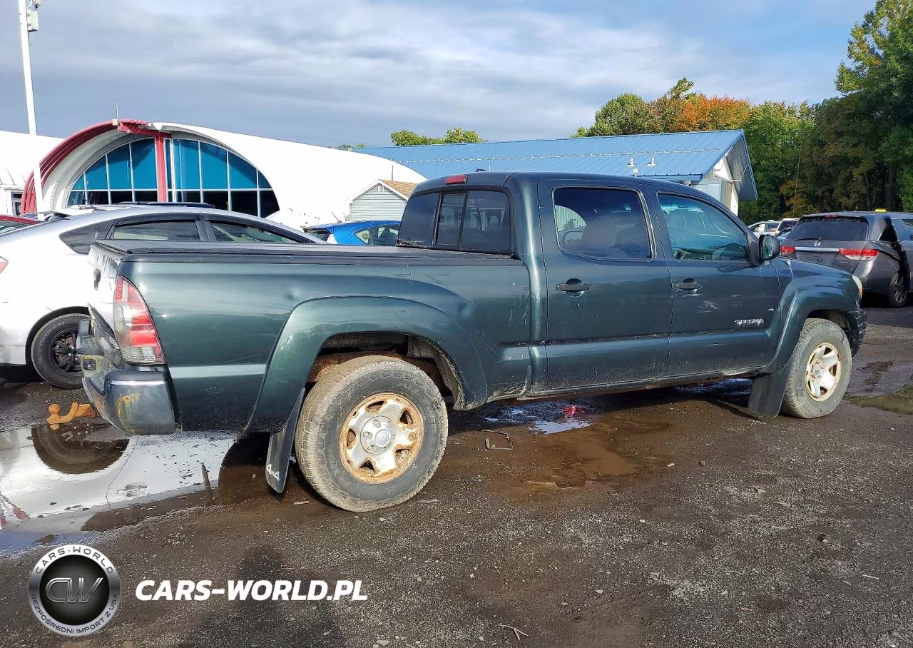 2010 Toyota Tacoma Double Cab Long Bed VIN:3TMMU4FN4AM021044 - 3