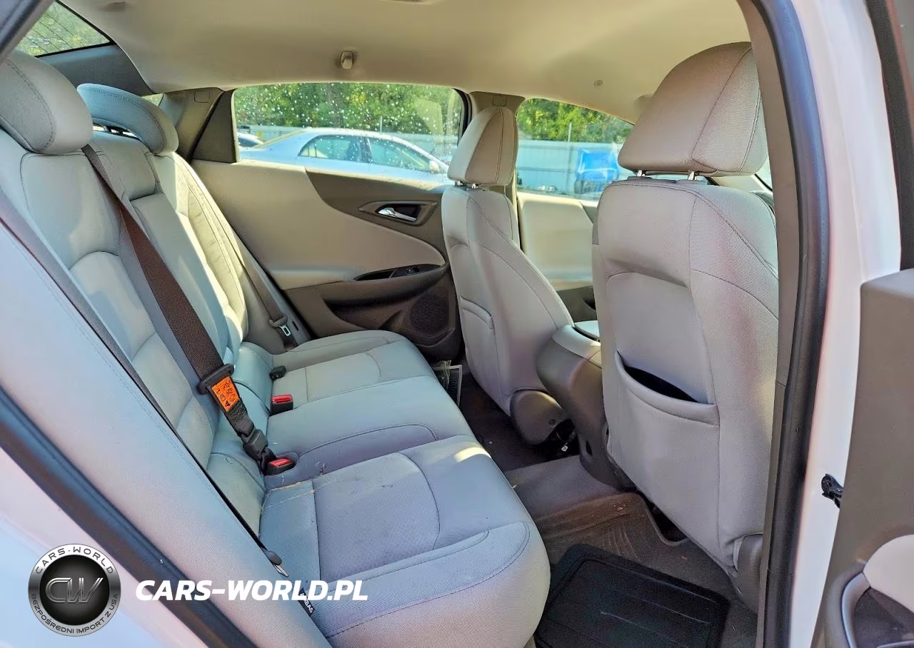 2018 Chevrolet Malibu Ls VIN:1G1ZB5ST3JF187599 - 10