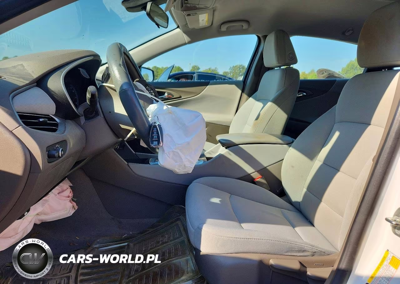 2018 Chevrolet Malibu Ls VIN:1G1ZB5ST3JF187599 - 7