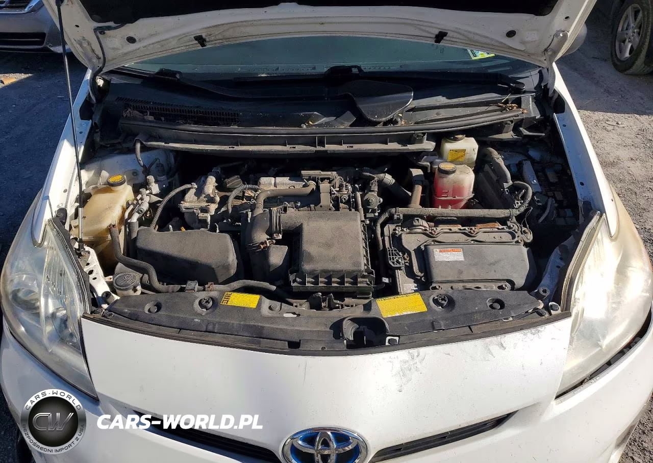 2013 Toyota Prius Two VIN:JTDKN3DU3D5601565 - 11