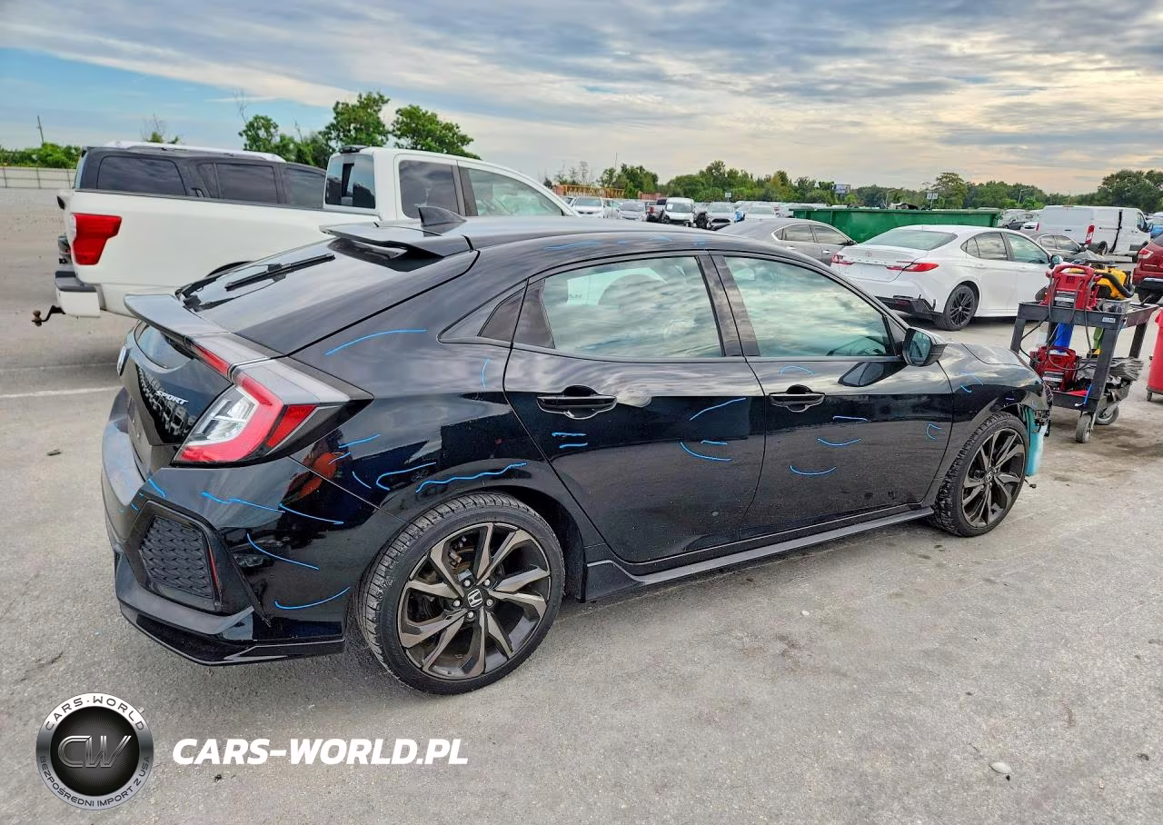 2017 Honda Civic Sport VIN:SHHFK7H4XHU232363 - 3