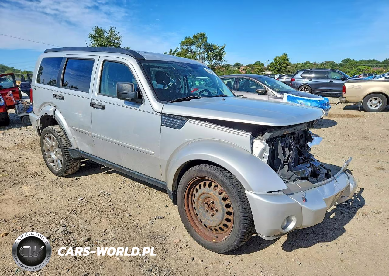 2011 Dodge Nitro Heat VIN:1D4PU4GK3BW599870 - 4