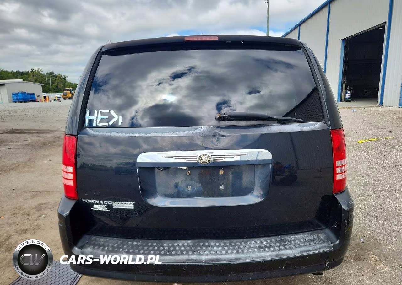 2008 Chrysler Town & Country Touring VIN:2A8HR54P78R835892 - 6