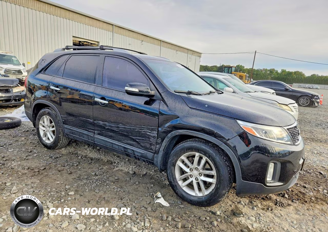 2014 Kia Sorento Lx VIN:5XYKT4A68EG485662 - 4