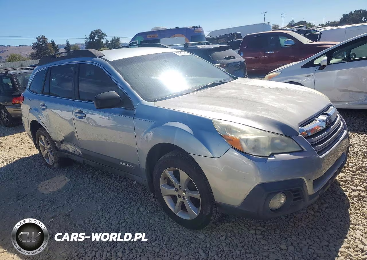 2014 Subaru Outback 2.5I VIN:4S4BRCAC2E3262810 - 4