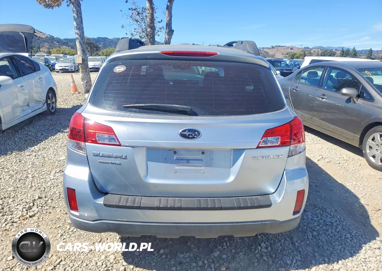 2014 Subaru Outback 2.5I VIN:4S4BRCAC2E3262810 - 6