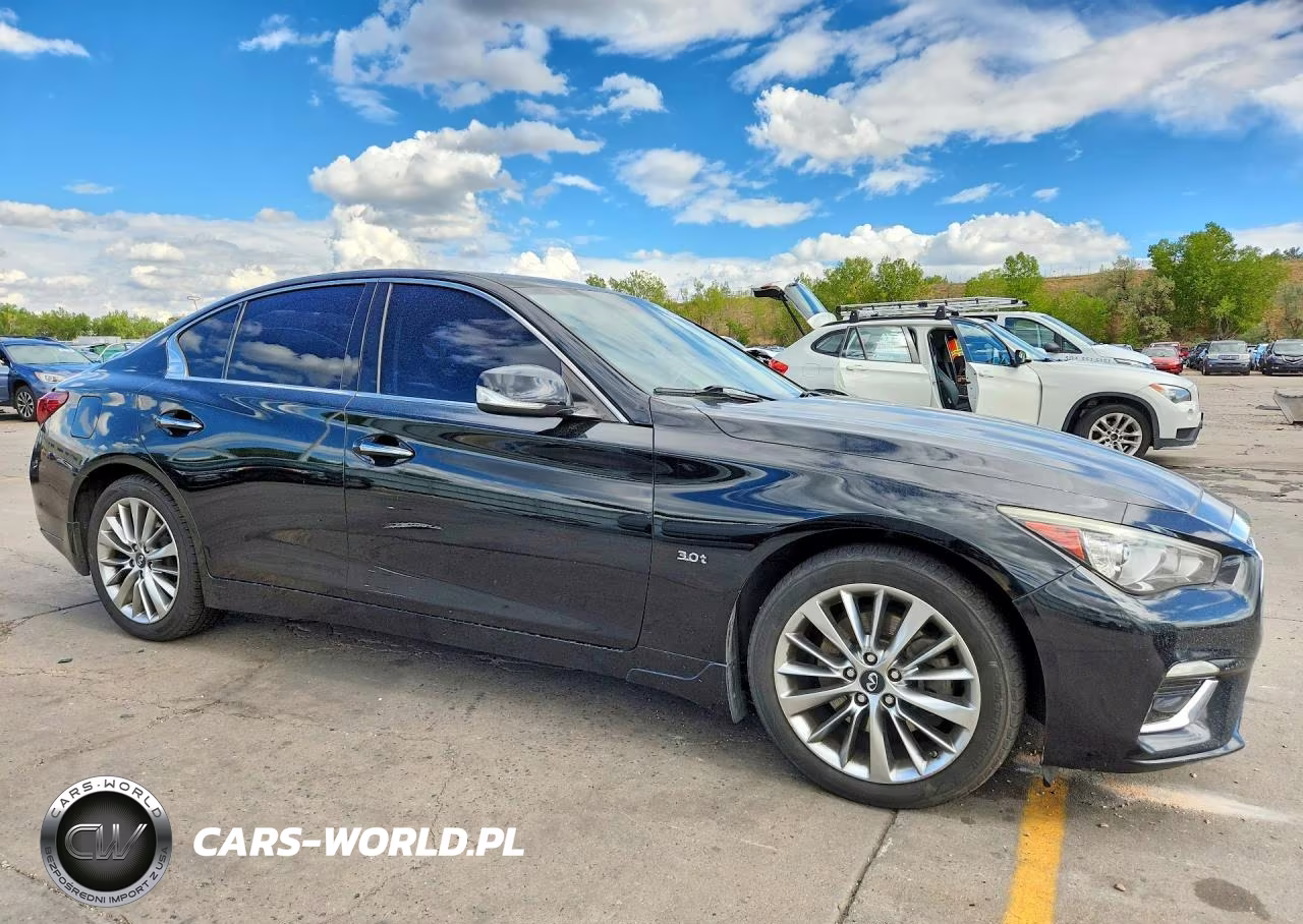 2018 Infiniti Q50 3.0T Luxe VIN:JN1EV7ARXJM430886 - 4