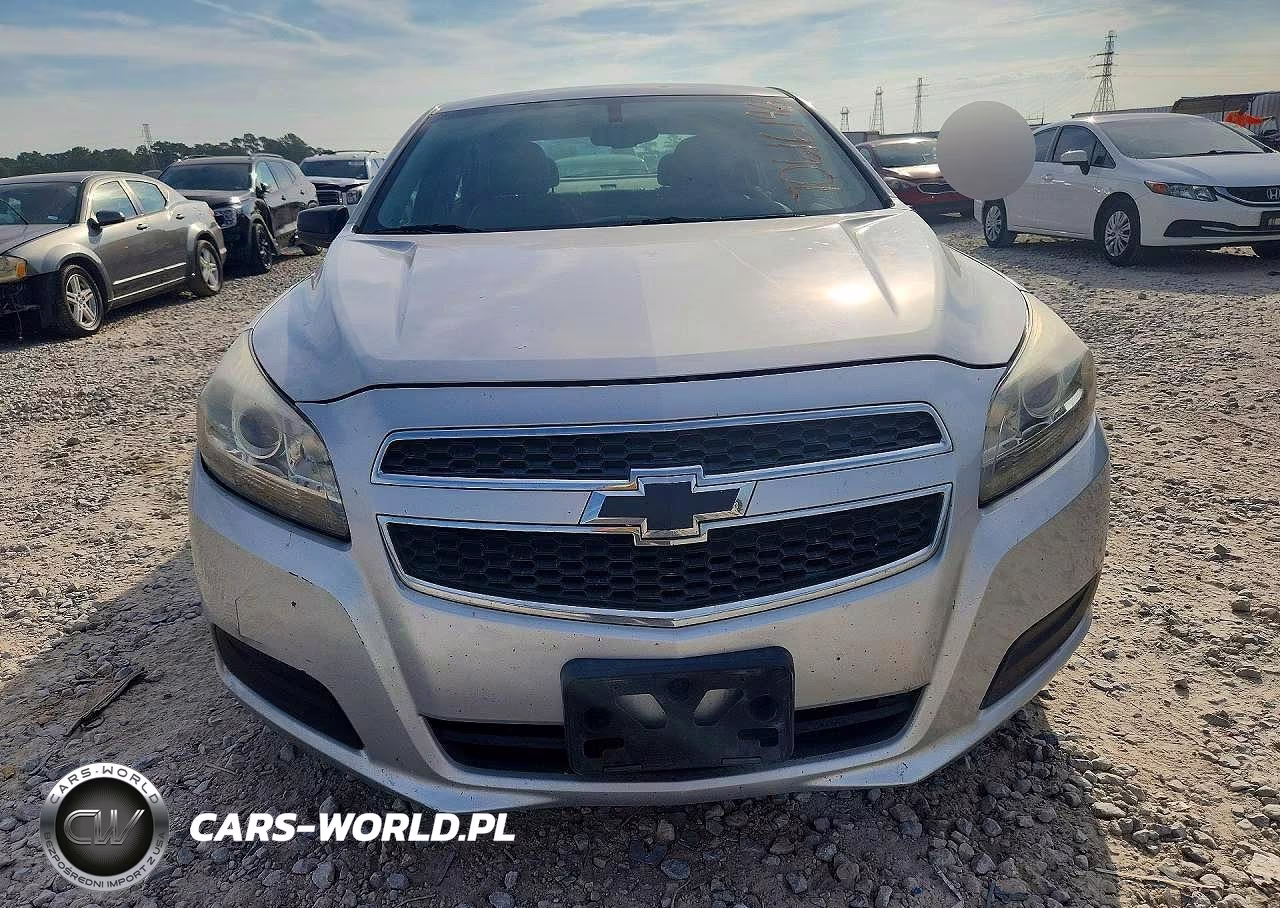 2013 Chevrolet Malibu Ls VIN:1G11B5SA7DF172877 - 5