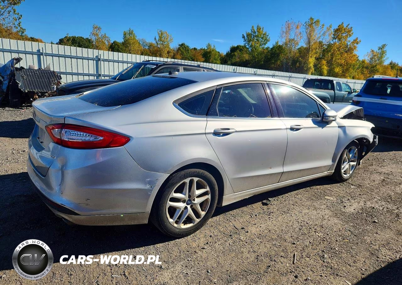 2015 Ford Fusion Se VIN:1FA6P0H7XF5129307 - 3