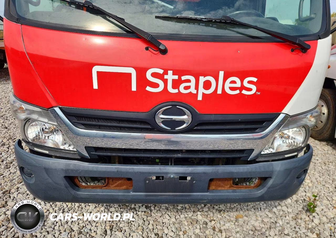 2018 Hino 195 Box Truck VIN:JHHSDM2H0JK006570 - 11