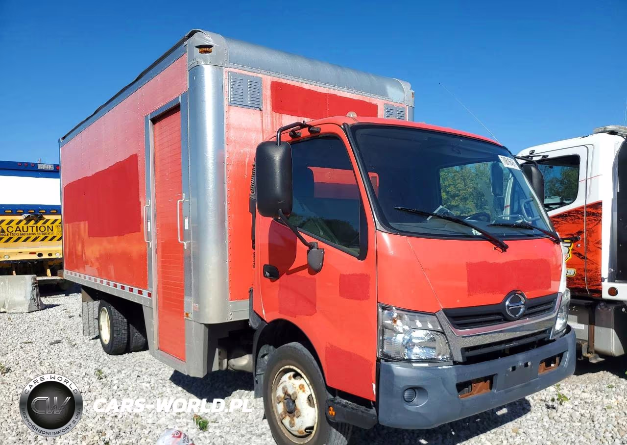 2018 Hino 195 Box Truck VIN:JHHSDM2H0JK006570 - 4