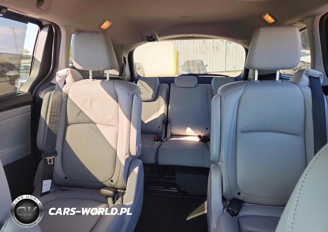 2024 Honda Odyssey Touring VIN:5FNRL6H80RB038483 - 10