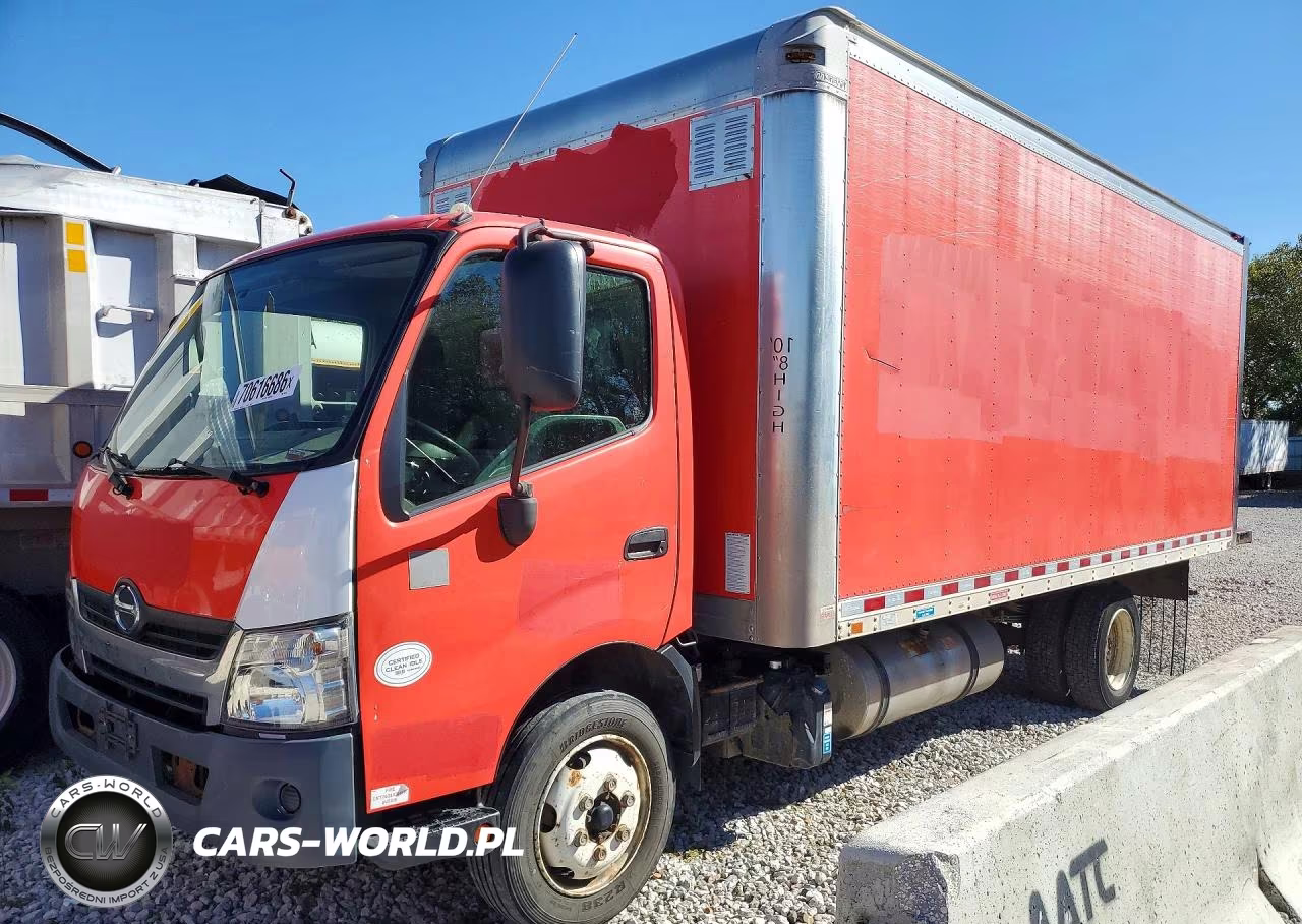 2018 Hino 195 Box Truck VIN:JHHSDM2H5JK006340 - 1