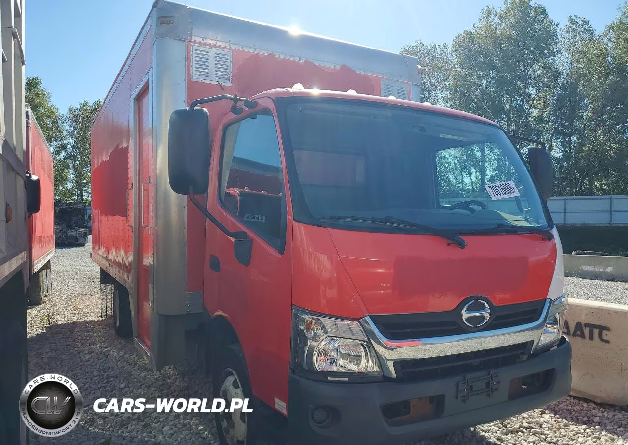 2018 Hino 195 Box Truck VIN:JHHSDM2H5JK006340 - 4