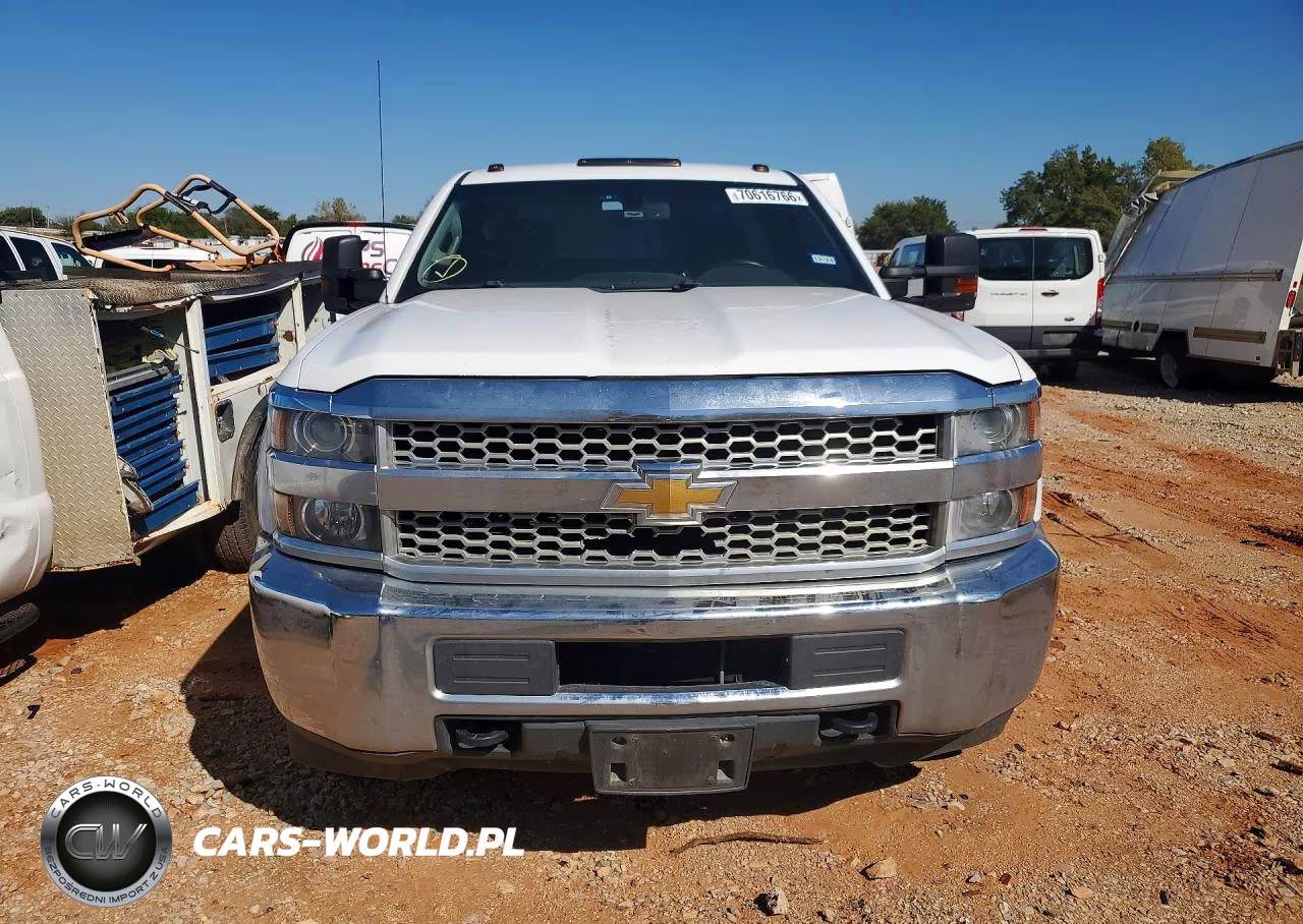 2019 Chevrolet Silverado K2500 Heavy Duty VIN:1GB0KREG2KF247805 - 5