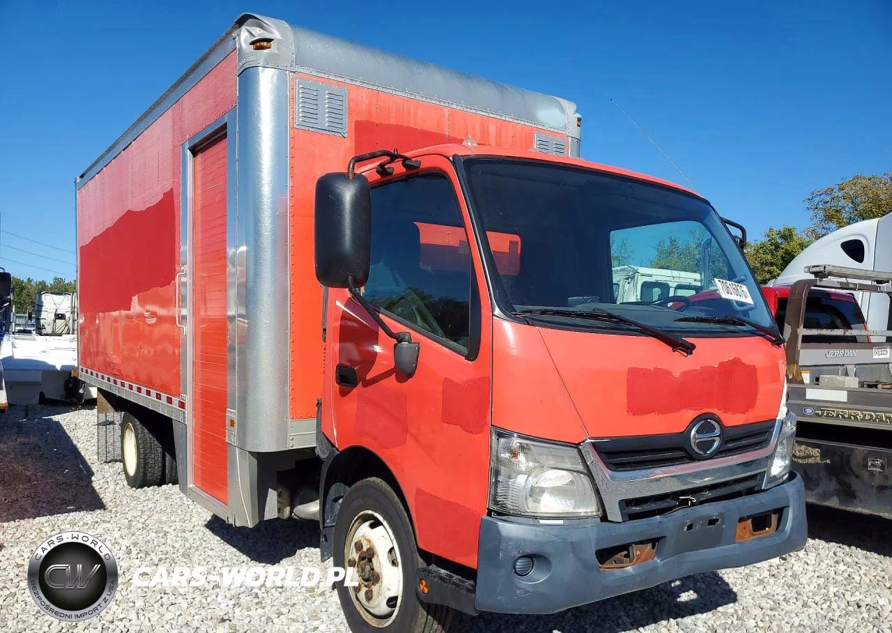 2018 Hino 195 Box Truck VIN:JHHSDM2H5JK006192 - 4