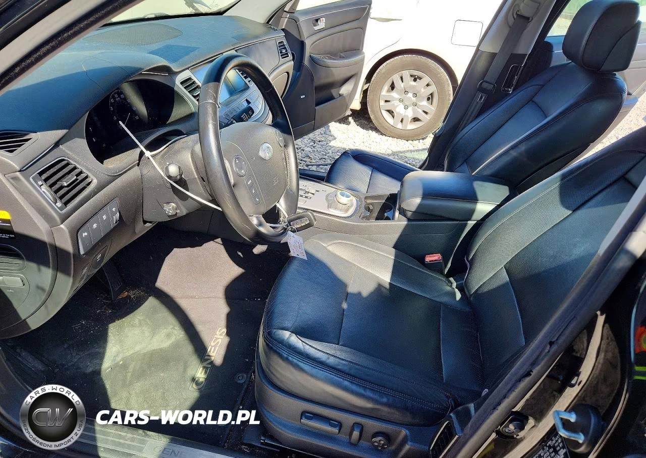 2013 Hyundai Genesis 3.8L VIN:KMHGC4DD1DU224706 - 7