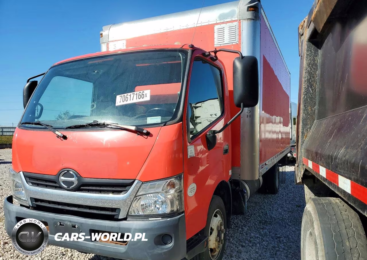 2018 Hino 195
