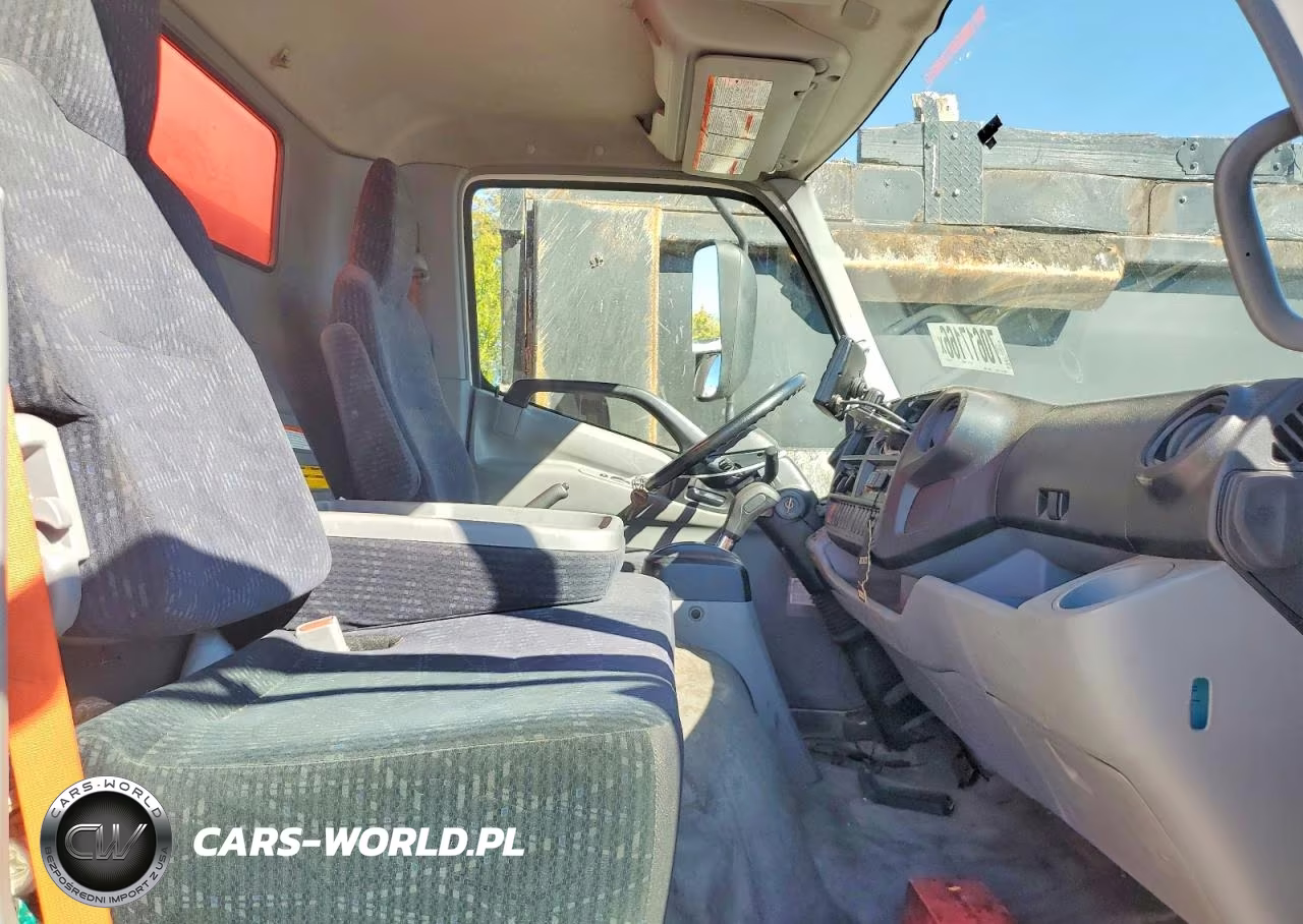 2018 Hino 195 VIN:JHHSDM2H2JK006571 - 10