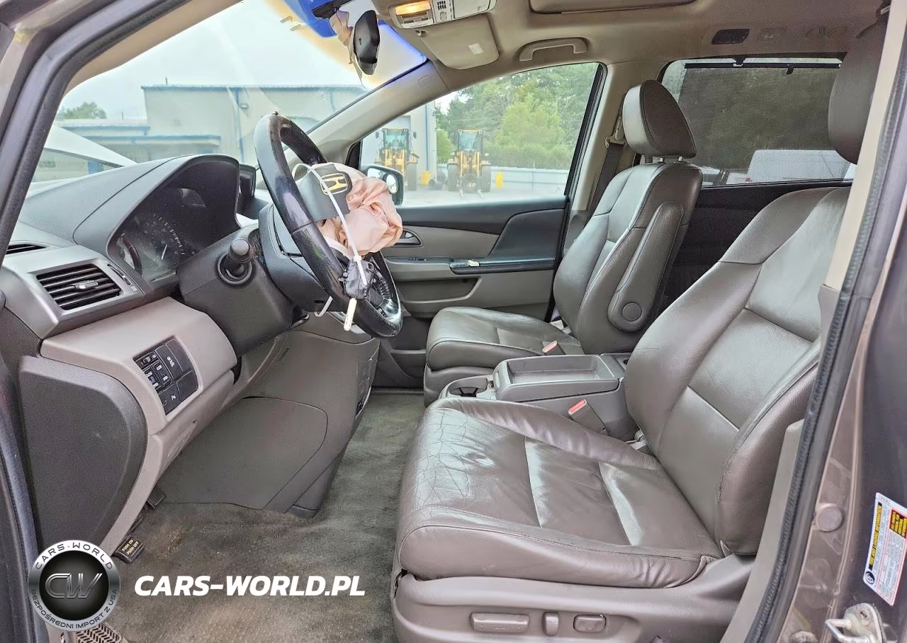 2012 Honda Odyssey Touring VIN:5FNRL5H99CB137877 - 7