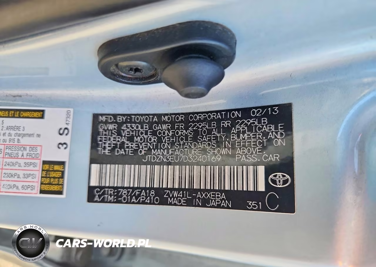 2013 Toyota Prius V Three VIN:JTDZN3EU7D3240169 - 12