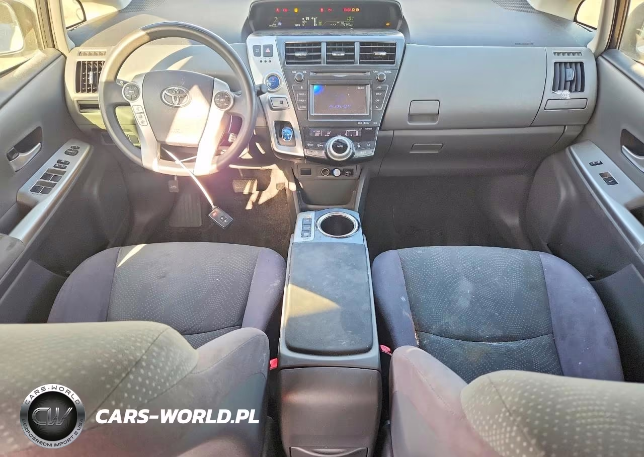 2013 Toyota Prius V Three VIN:JTDZN3EU7D3240169 - 8