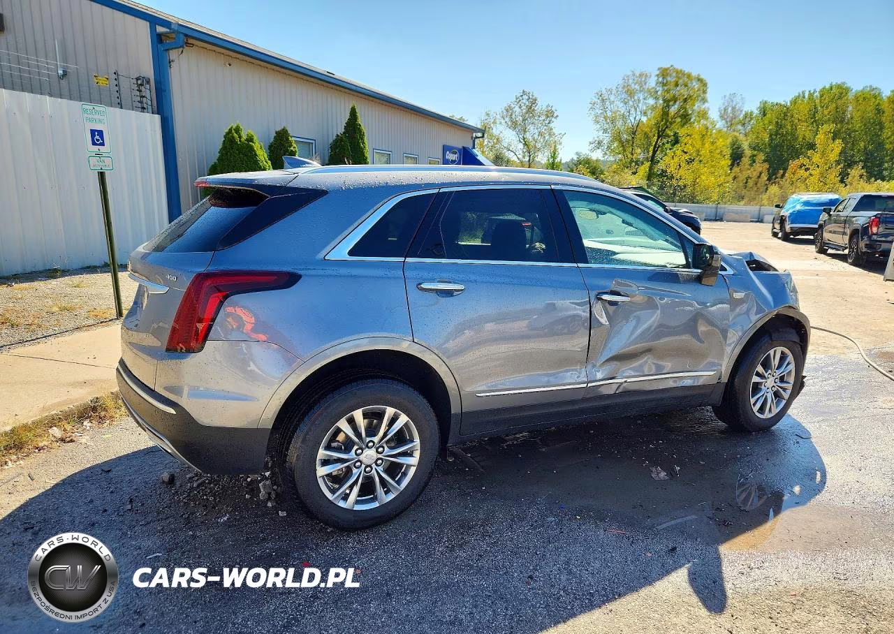 2021 Cadillac Xt5 Premium Luxury VIN:1GYKNCRS8MZ116168 - 3