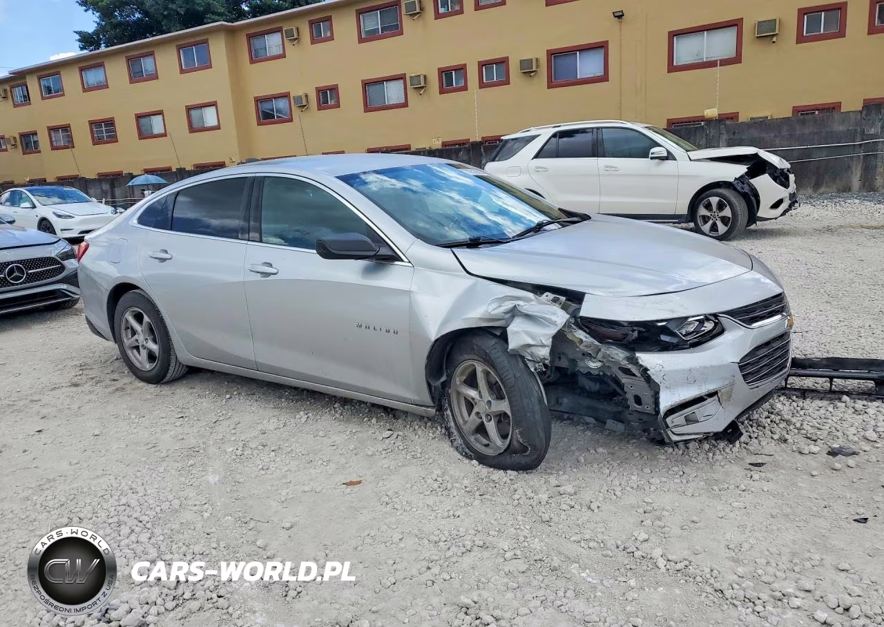 2017 Chevrolet Malibu Ls VIN:1G1ZB5ST0HF277948 - 4