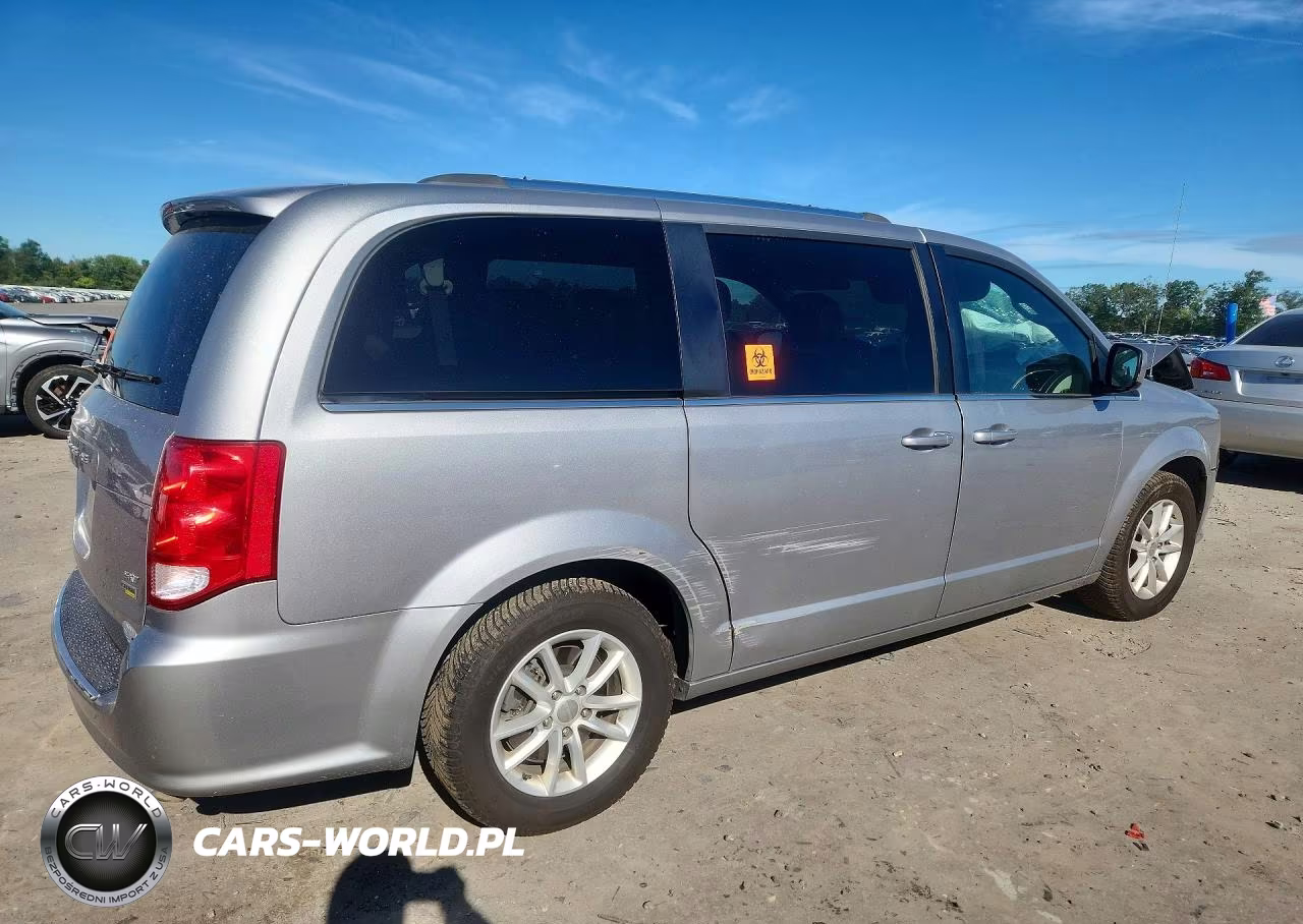 2018 Dodge Grand Caravan Sxt VIN:2C4RDGCG2JR178805 - 3