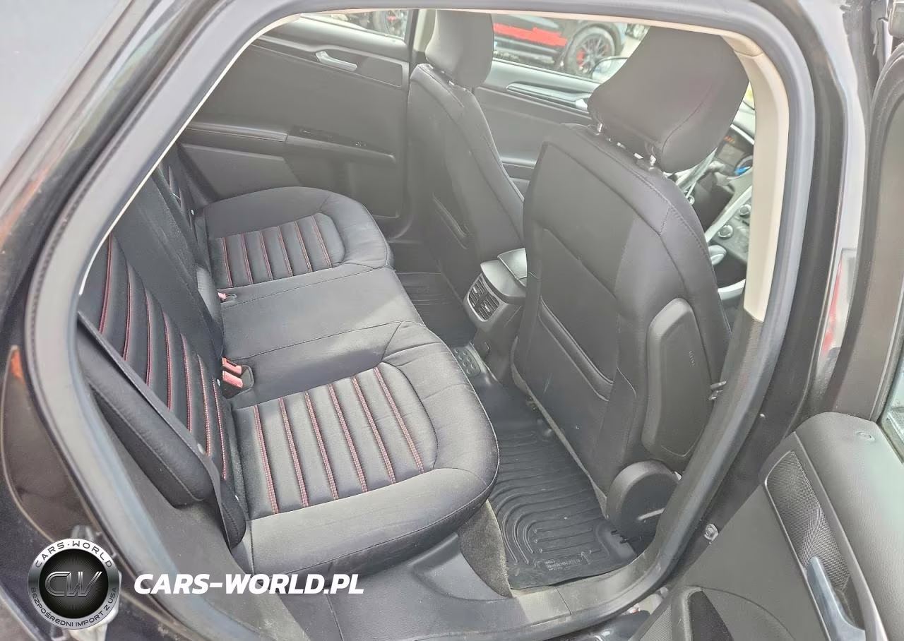 2015 Ford Fusion Se VIN:3FA6P0H72FR166106 - 10