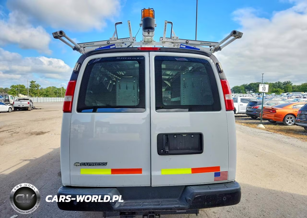 2019 Chevrolet Express G2500 VIN:1GCWGAFP2K1304122 - 6