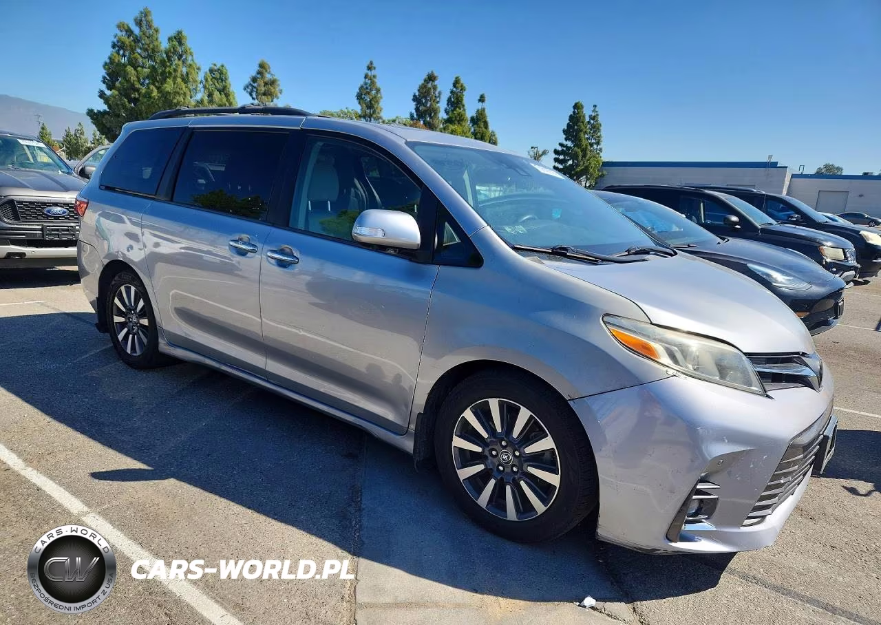 2018 Toyota Sienna Limited Premium 7-Passenger VIN:5TDYZ3DC3JS924011 - 4