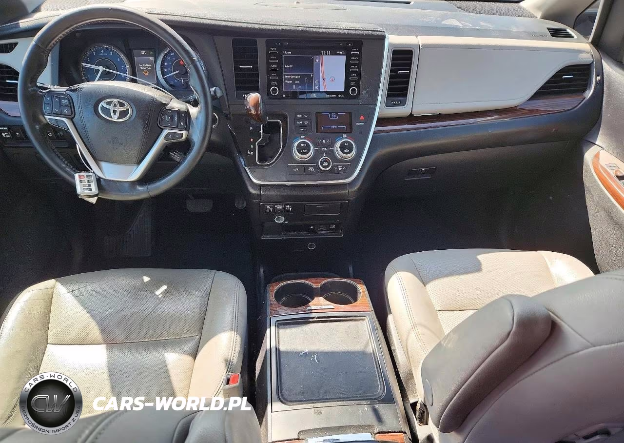 2018 Toyota Sienna Limited Premium 7-Passenger VIN:5TDYZ3DC3JS924011 - 8