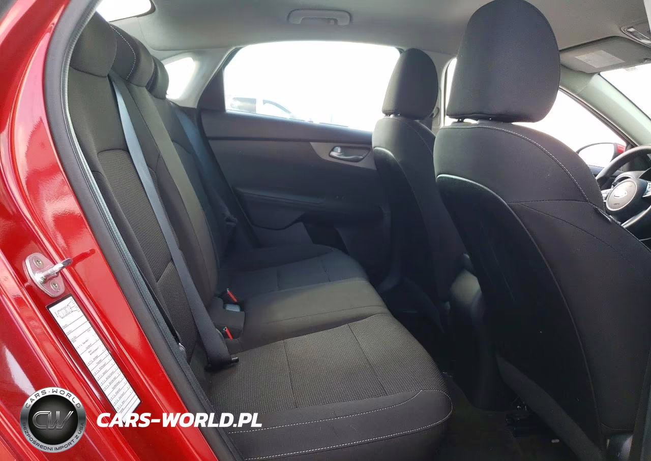 2019 Kia Forte Lxs VIN:3KPF24ADXKE037015 - 10