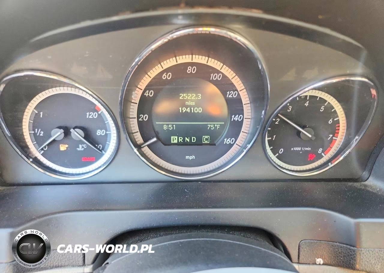 2010 Mercedes-Benz C 300 VIN:WDDGF5EB1AR086720 - 9