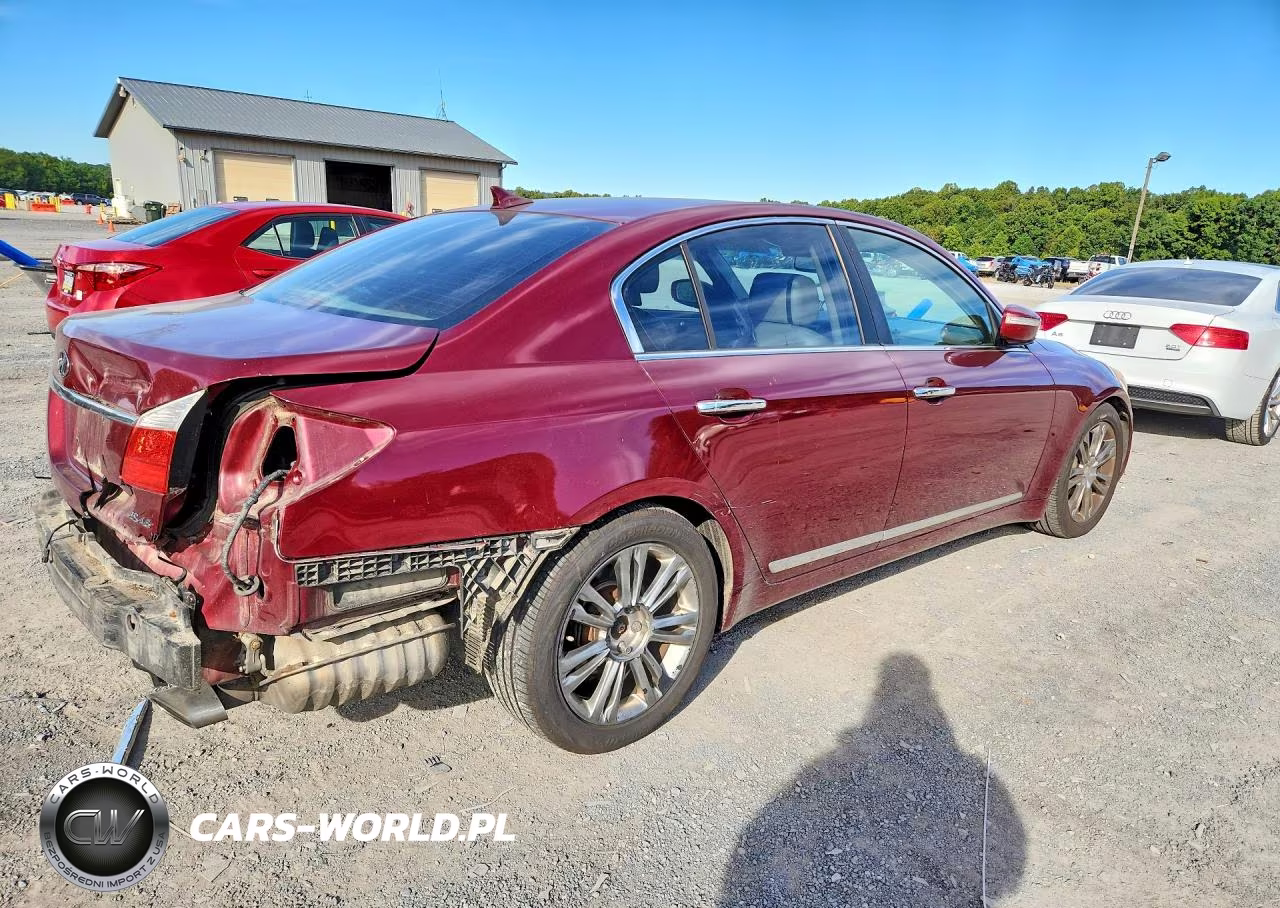 2011 Hyundai Genesis 4.6L VIN:KMHGC4DF8BU124357 - 3