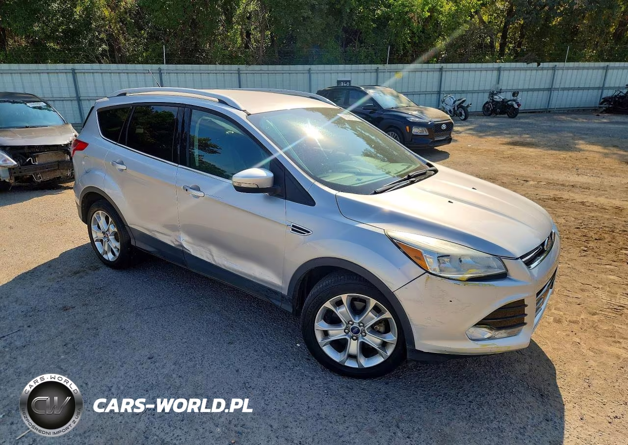 2016 Ford Escape Titanium VIN:1FMCU9J99GUC21839 - 4