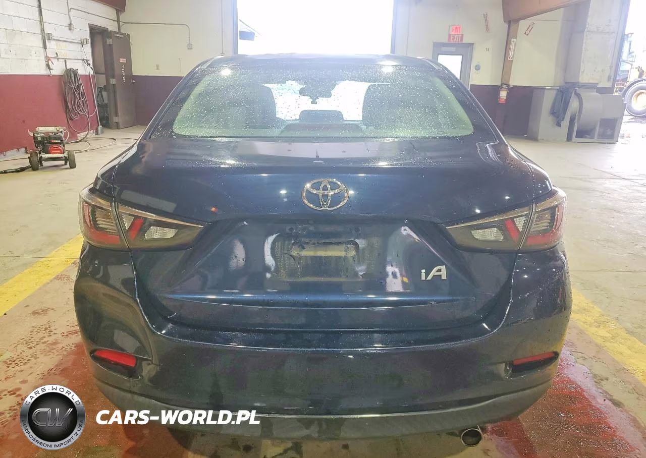 2018 Toyota Yaris Ia Base VIN:3MYDLBYVXJY330886 - 6