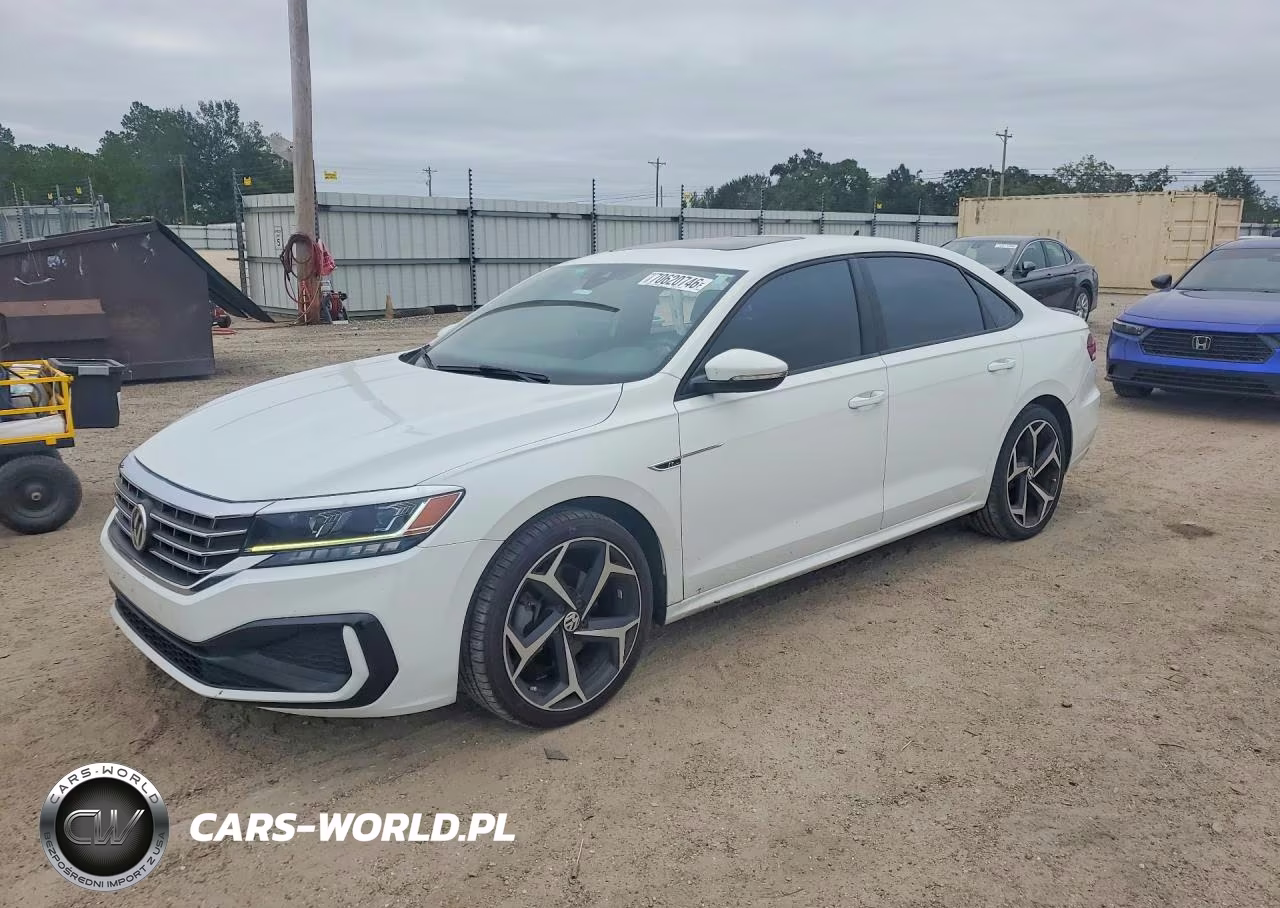 2021 Volkswagen Passat R-Line