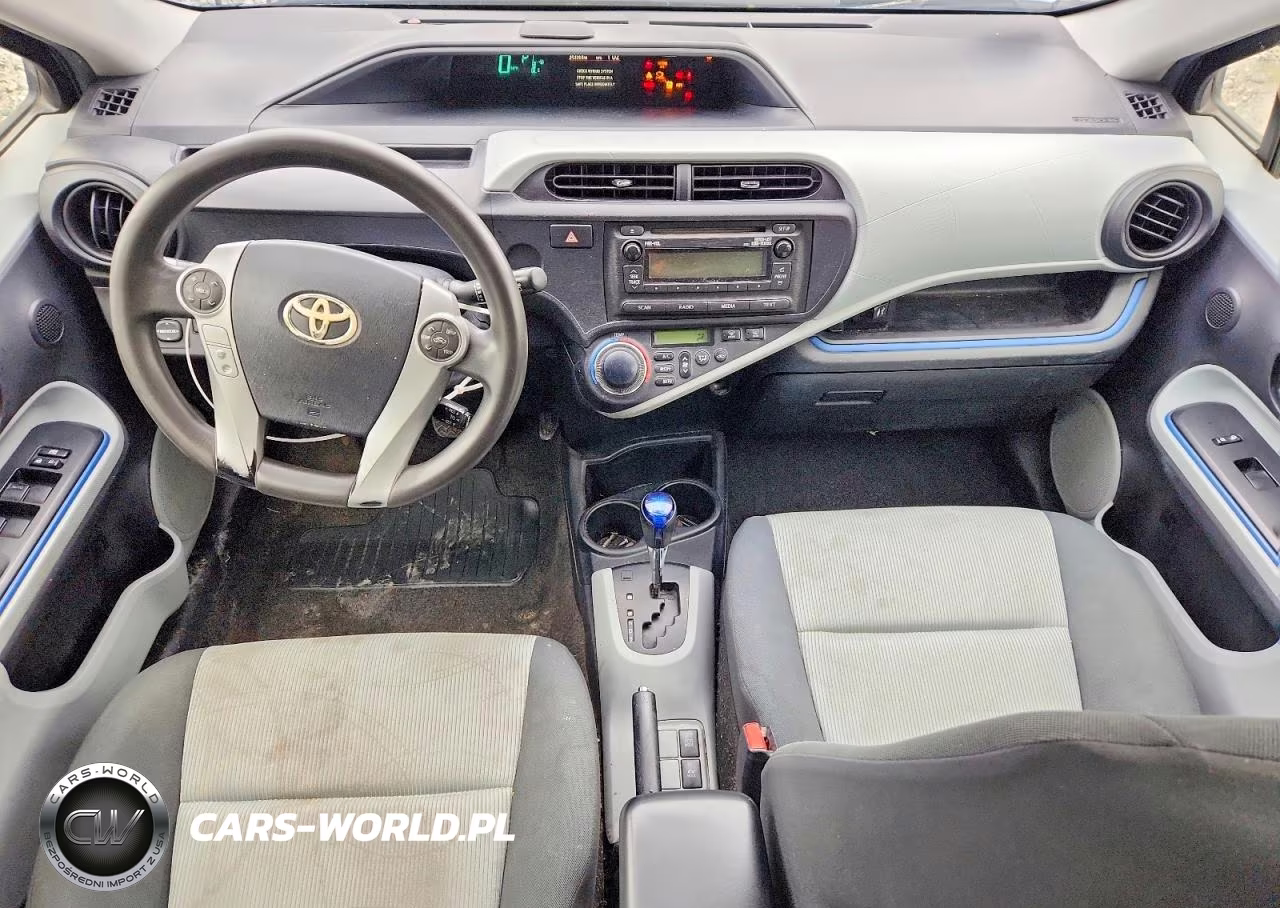 2012 Toyota Prius C Two VIN:JTDKDTB34C1510064 - 8