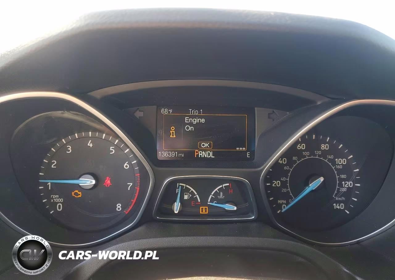 2017 Ford Focus Se VIN:1FADP3F27HL296433 - 9