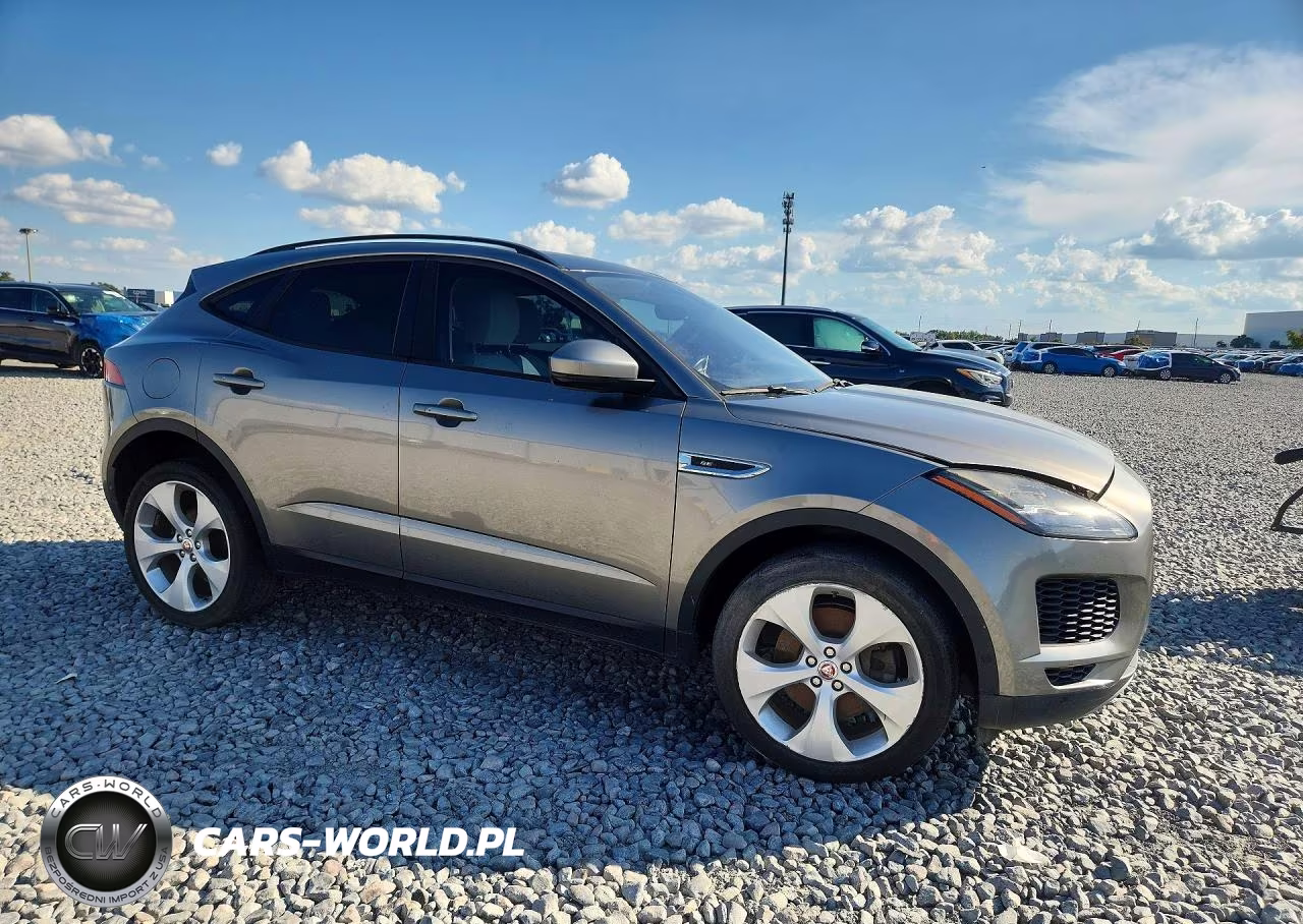 2019 Jaguar E-Pace Se VIN:SADFP2FX1K1Z35616 - 4